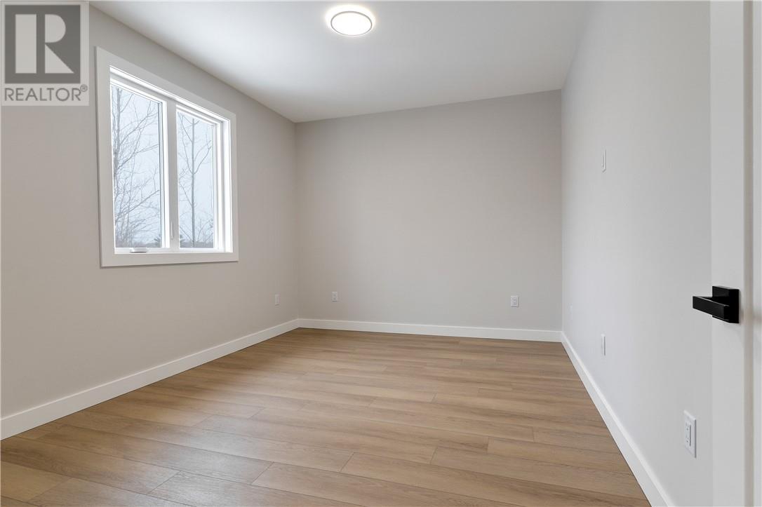 2210 Treeview Road - 19