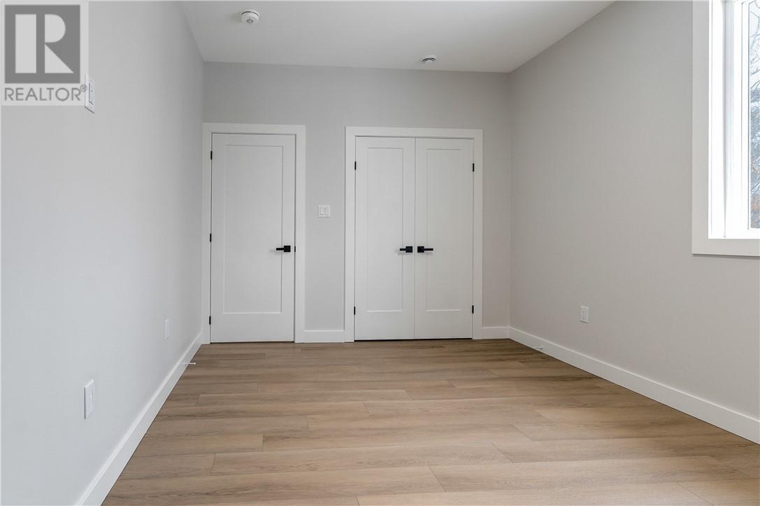 2210 Treeview Road - 21