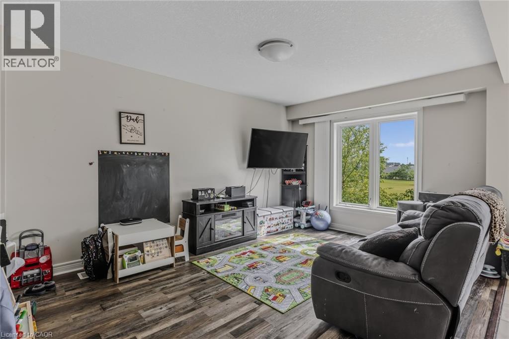 571 CHAMPLAIN Avenue - 10