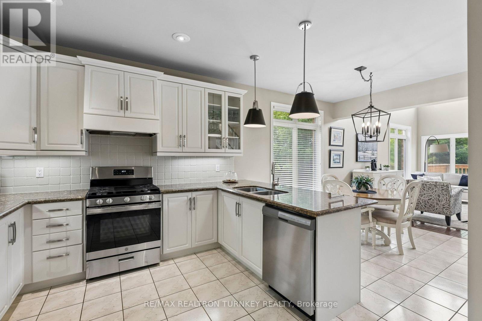 440 MORLEY COOK CRESCENT - 16