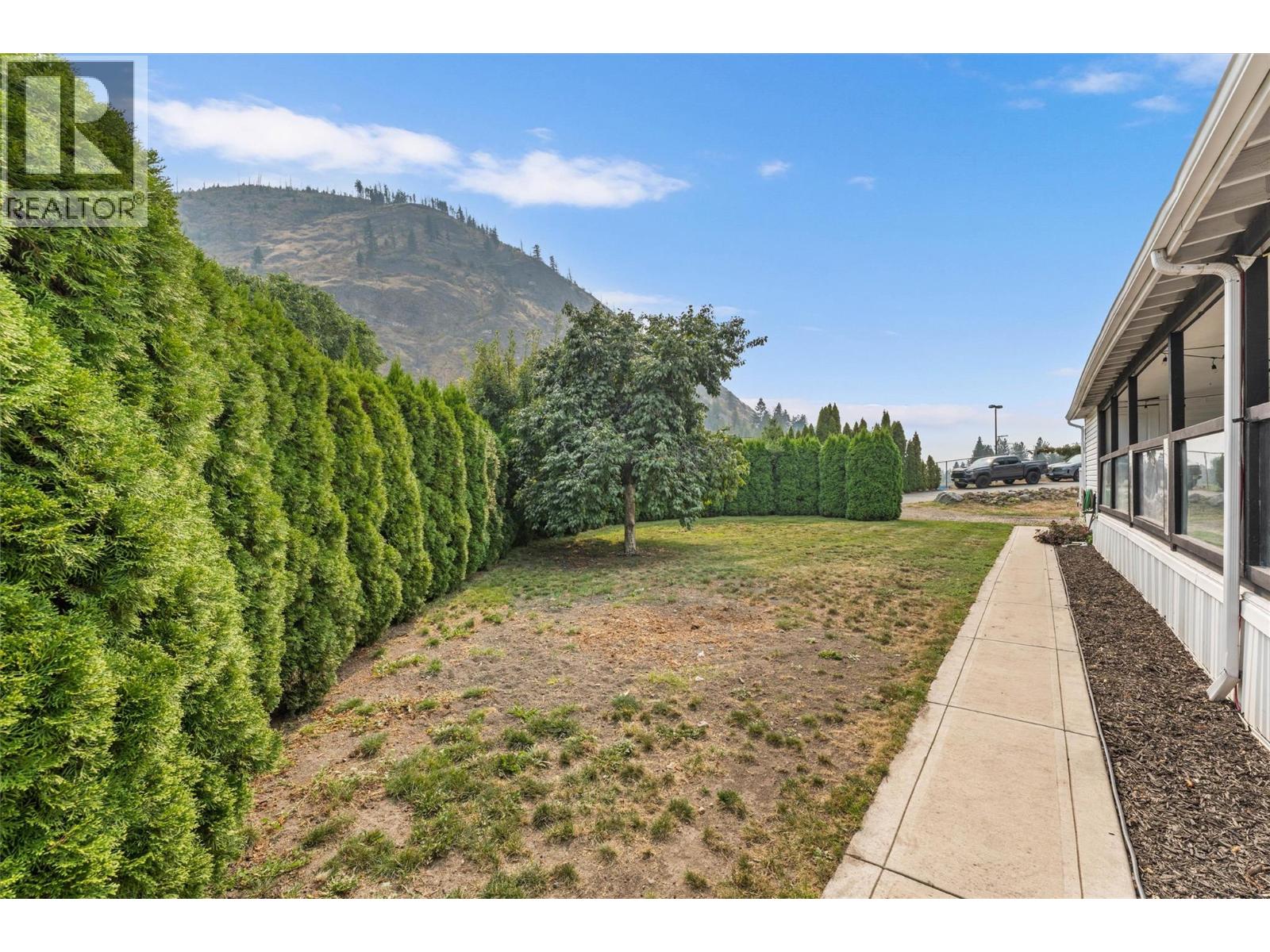 #101 1699 Ross Road - 27