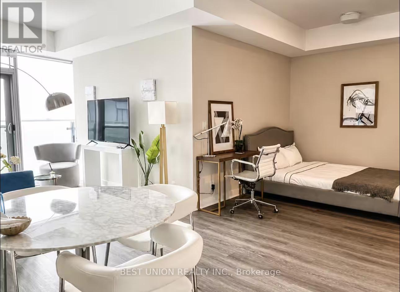 #5706 14 YORK STREET - 10