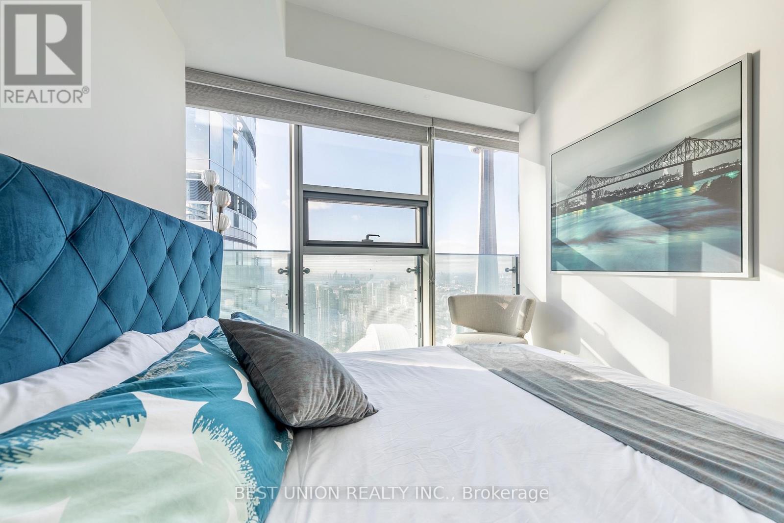 #5706 14 YORK STREET - 5