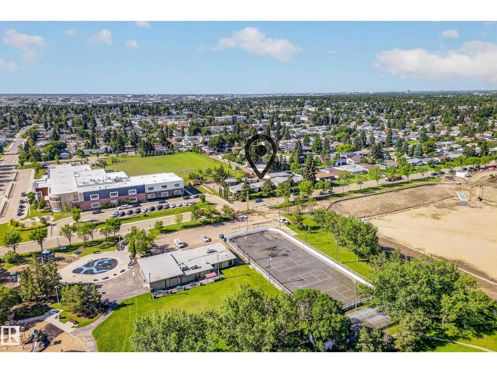6011 93A AV NW - 48