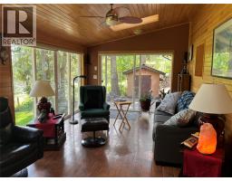 1352 Demster Road Road, Lee Creek, BC V0E1M4 Photo 22