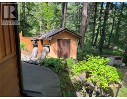 1352 Demster Road Road, Lee Creek, BC V0E1M4 Photo 45