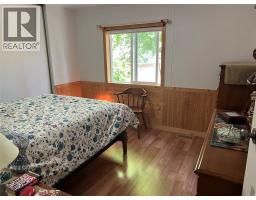1352 Demster Road Road, Lee Creek, BC V0E1M4 Photo 15