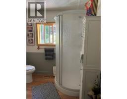 1352 Demster Road Road, Lee Creek, BC V0E1M4 Photo 16