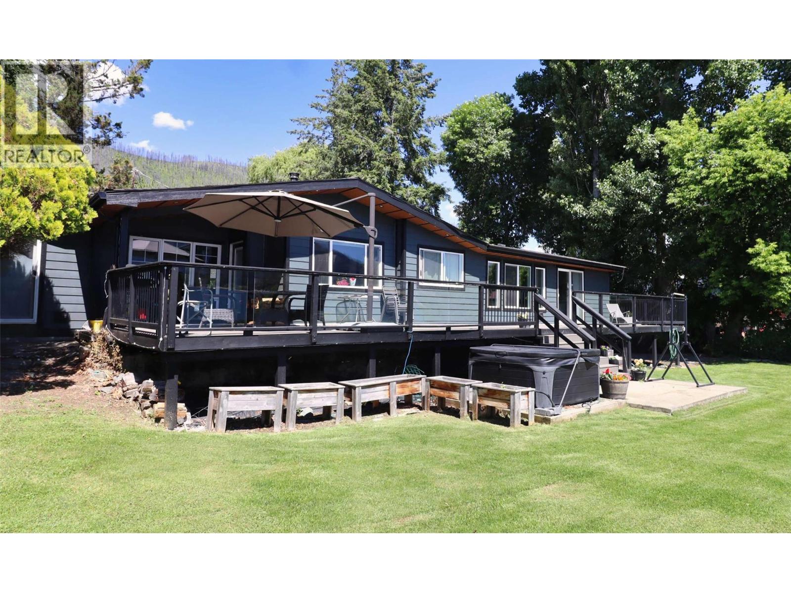 1475 Little Shuswap Lake Road - 56