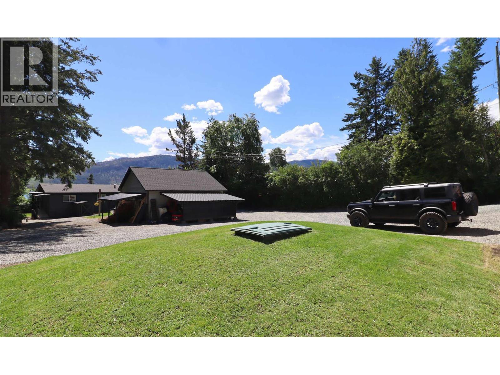 1475 Little Shuswap Lake Road - 6