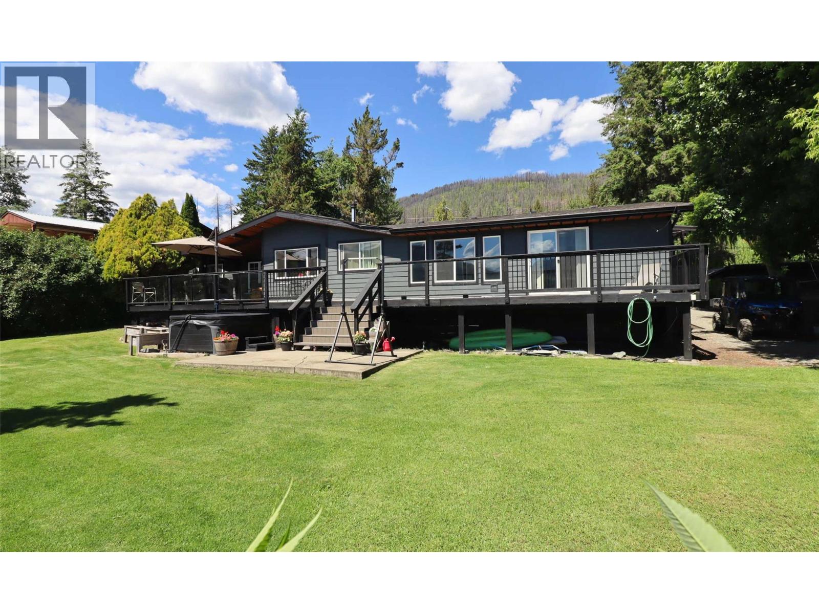 1475 Little Shuswap Lake Road - 58