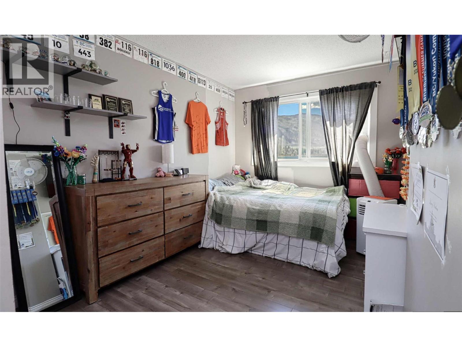 1475 Little Shuswap Lake Road - 38