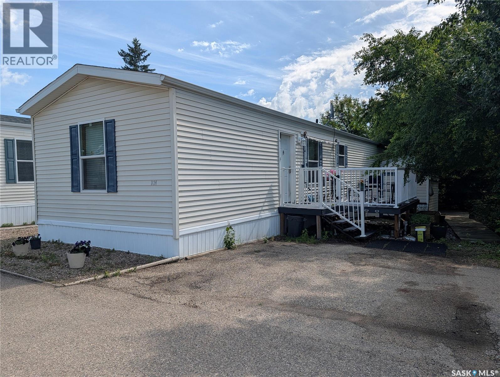 B24 1295 9th AVENUE NE - 1