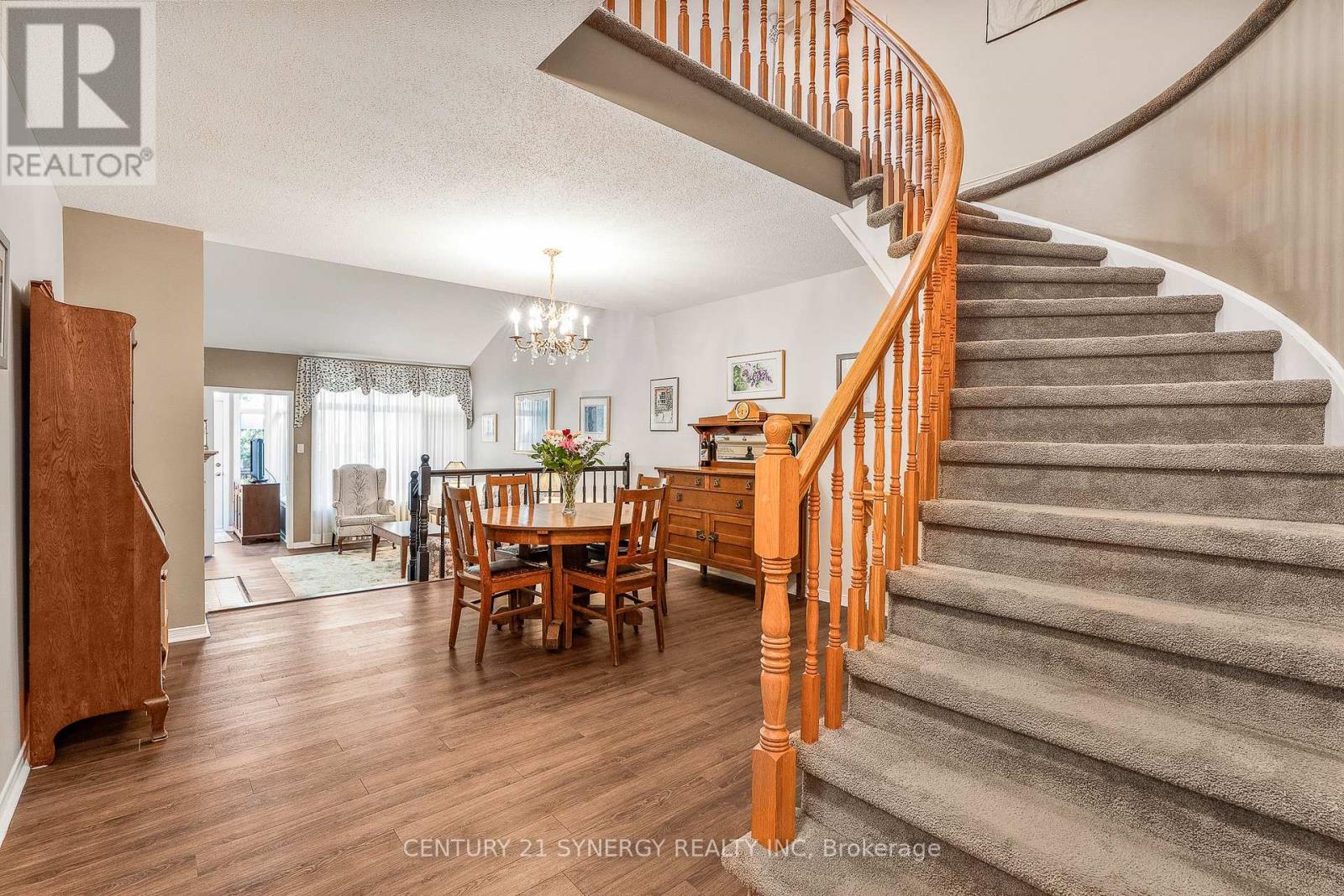#16 32 INNESBROOK COURT - 12