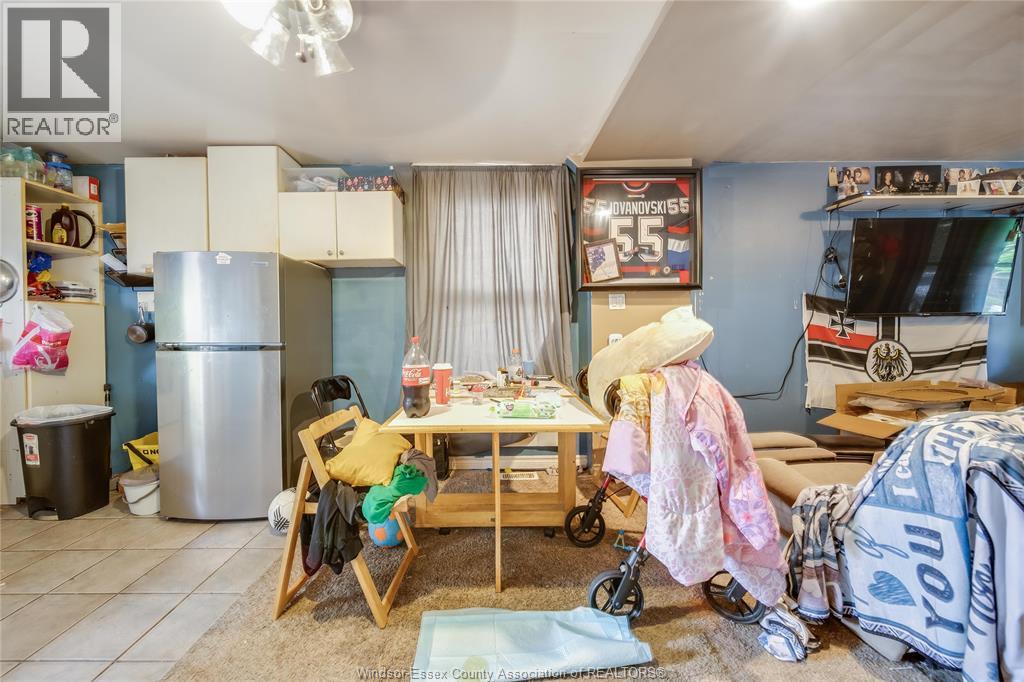1066 HICKORY - Image 6