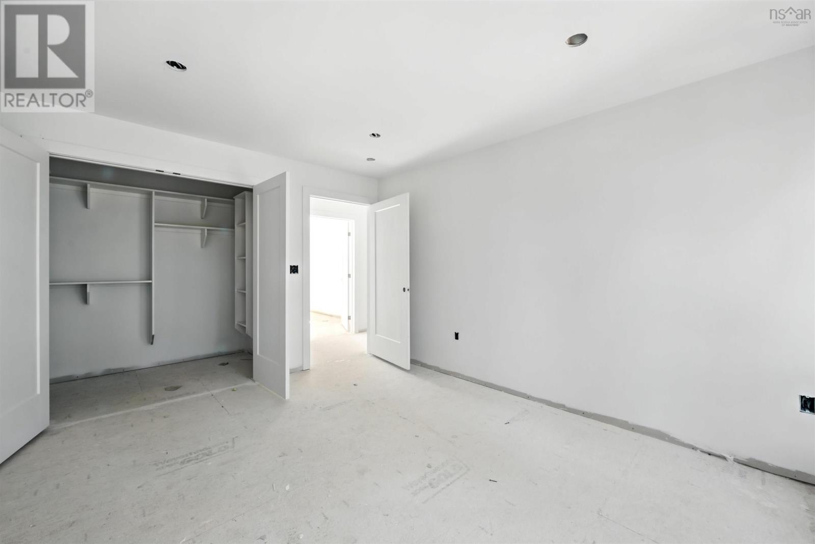 83 Canoe Crescent - 9