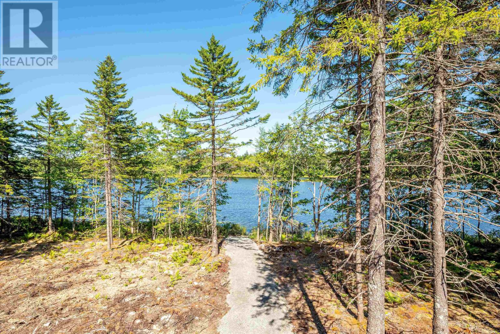 83 Canoe Crescent - 21