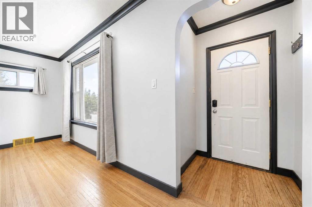 20 6 Street SW - photo 3