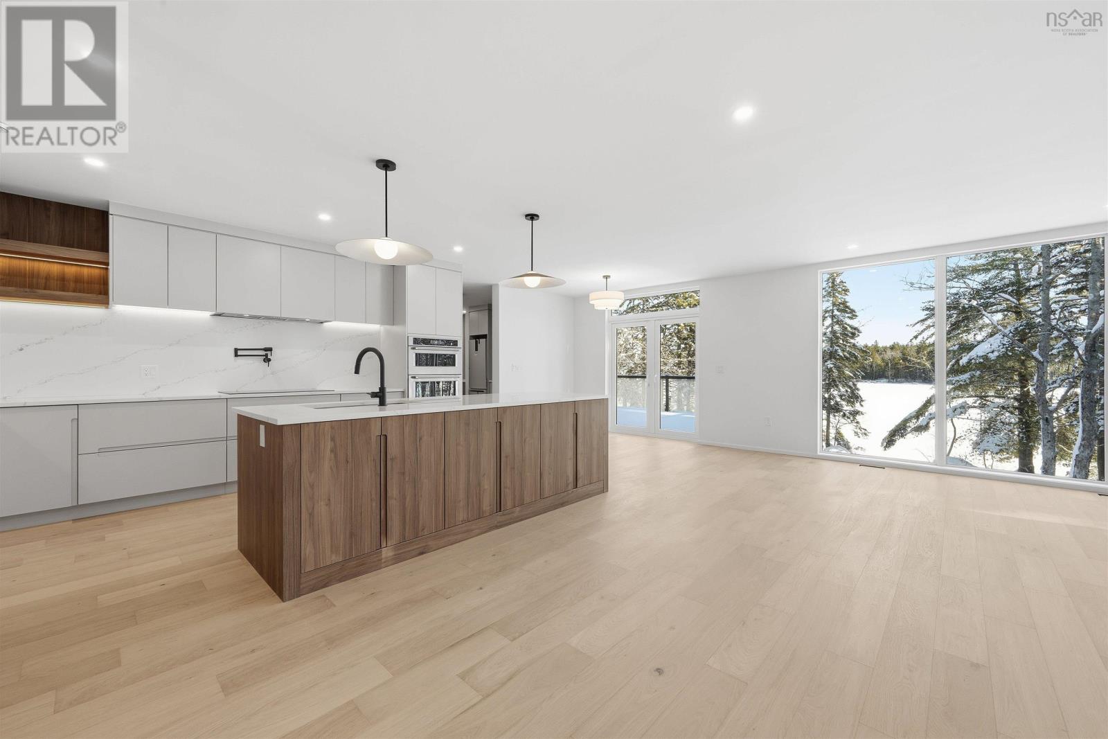 103 Canoe Crescent - 12