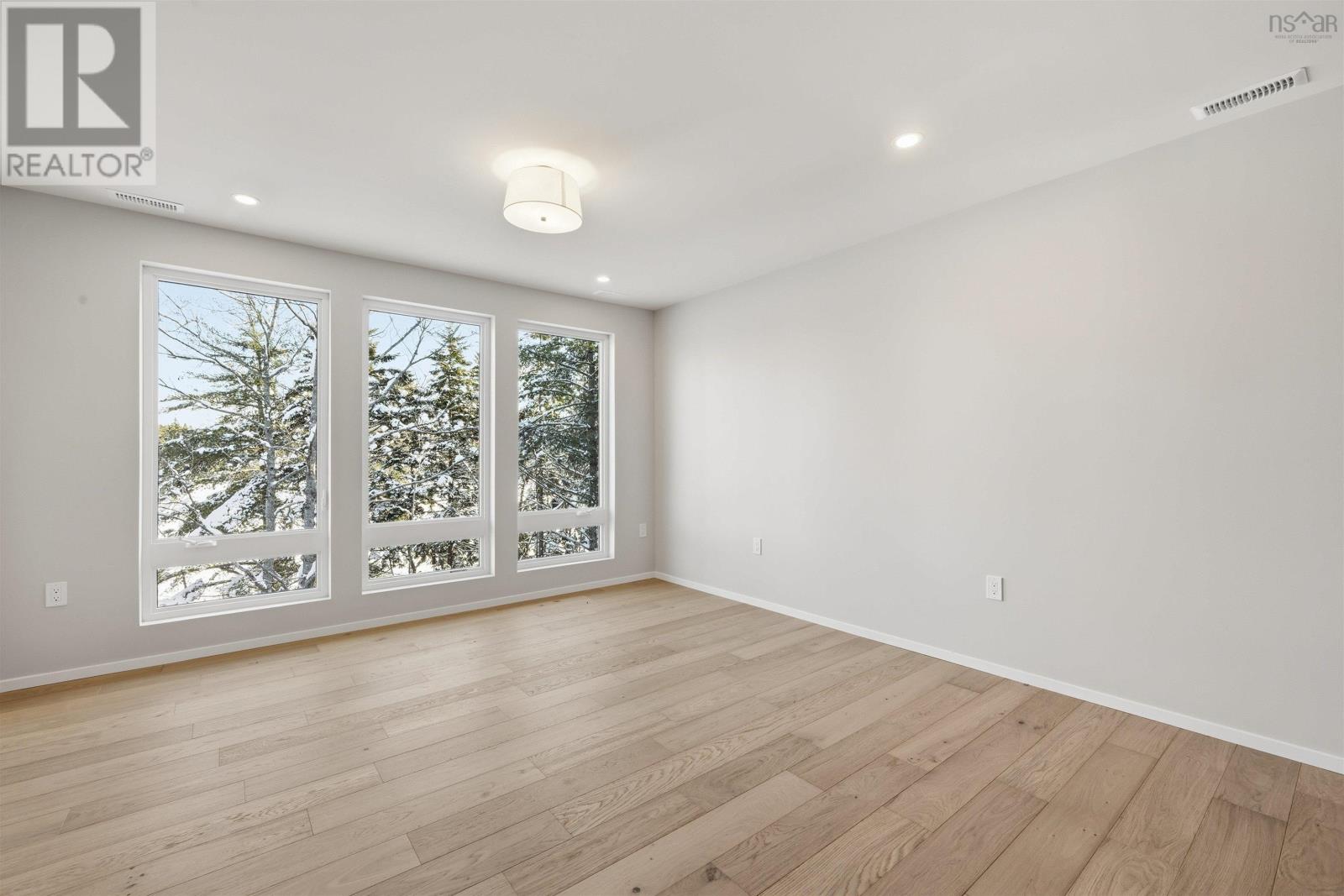 103 Canoe Crescent - 21