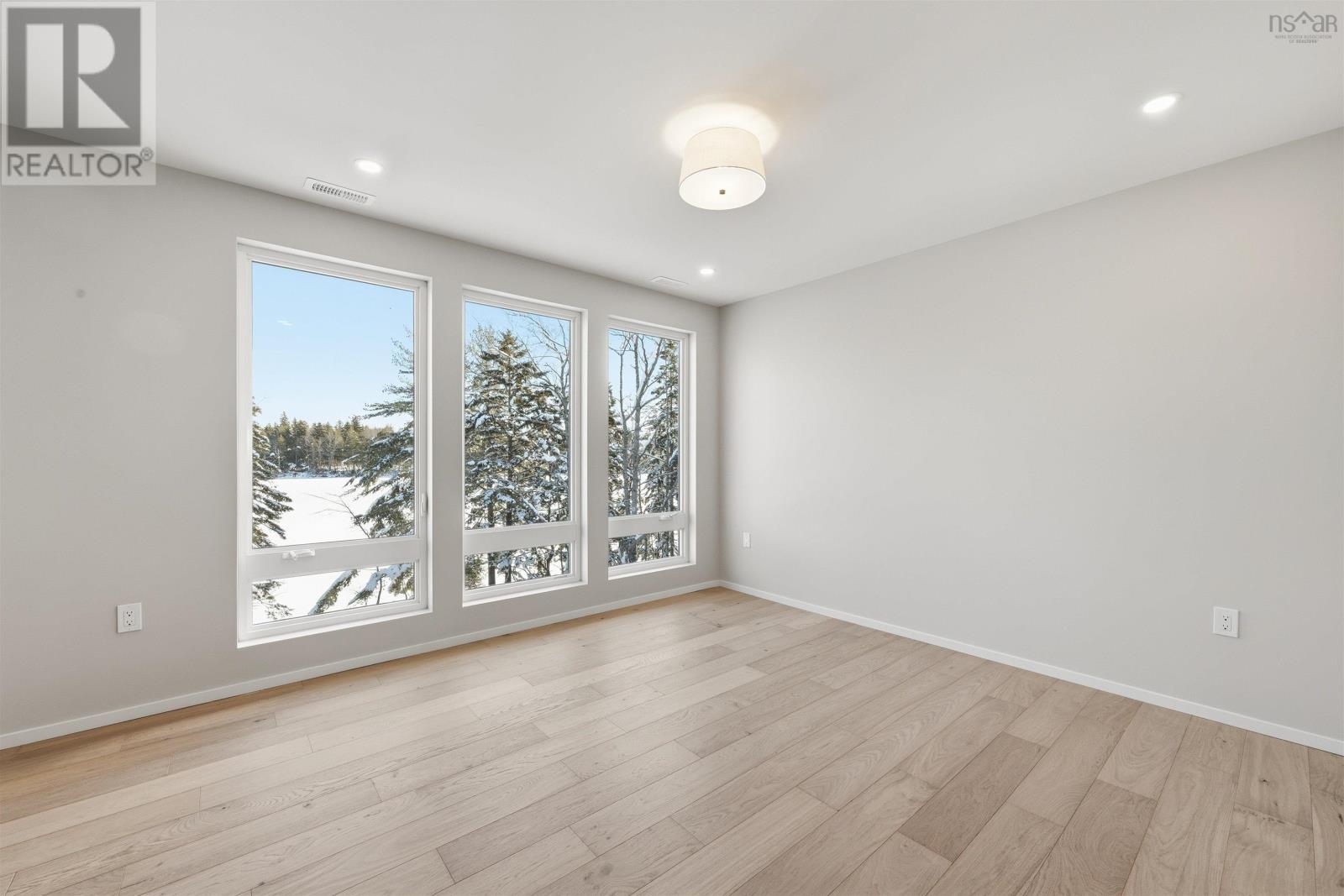 103 Canoe Crescent - 27