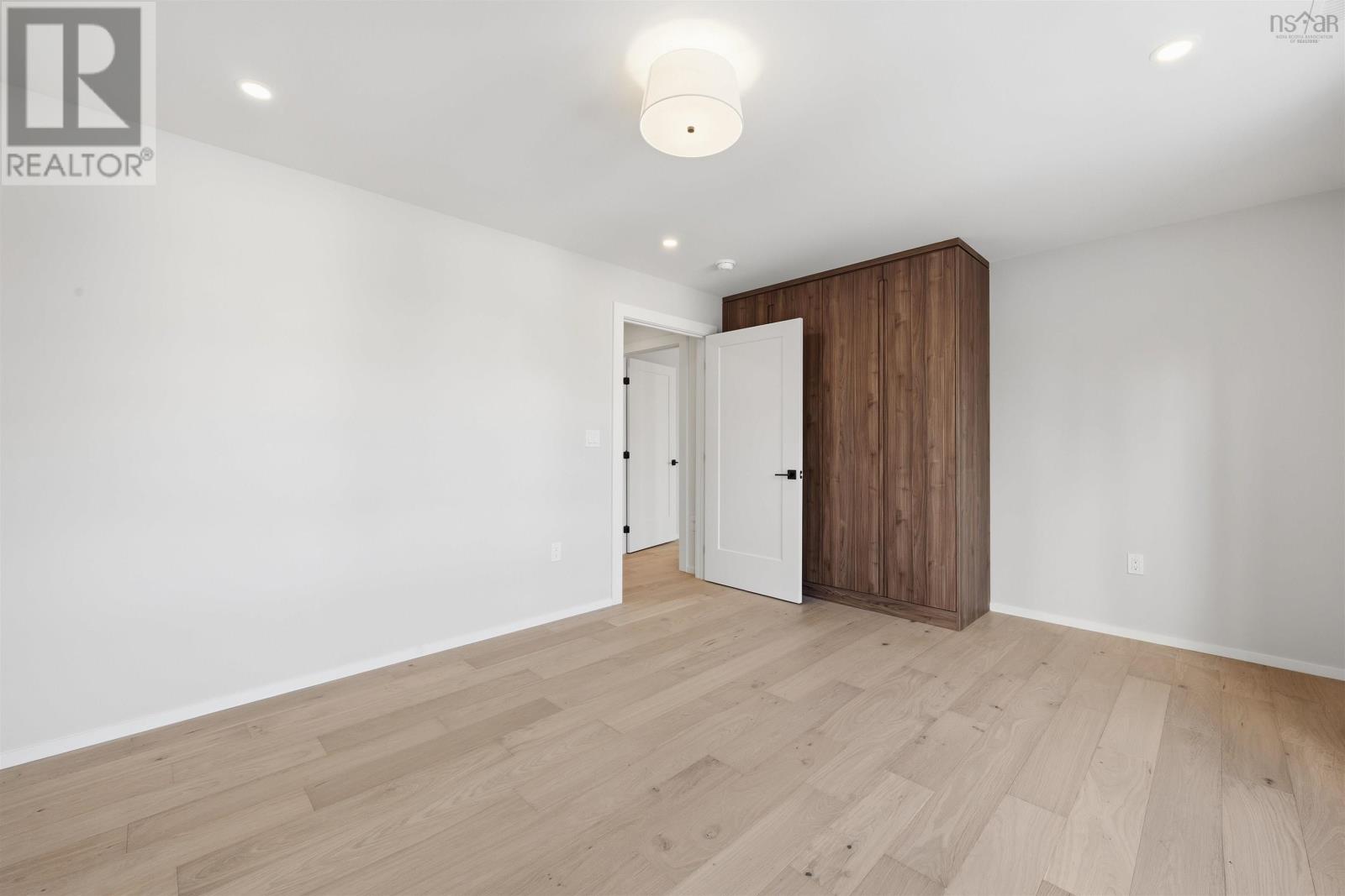 103 Canoe Crescent - 29
