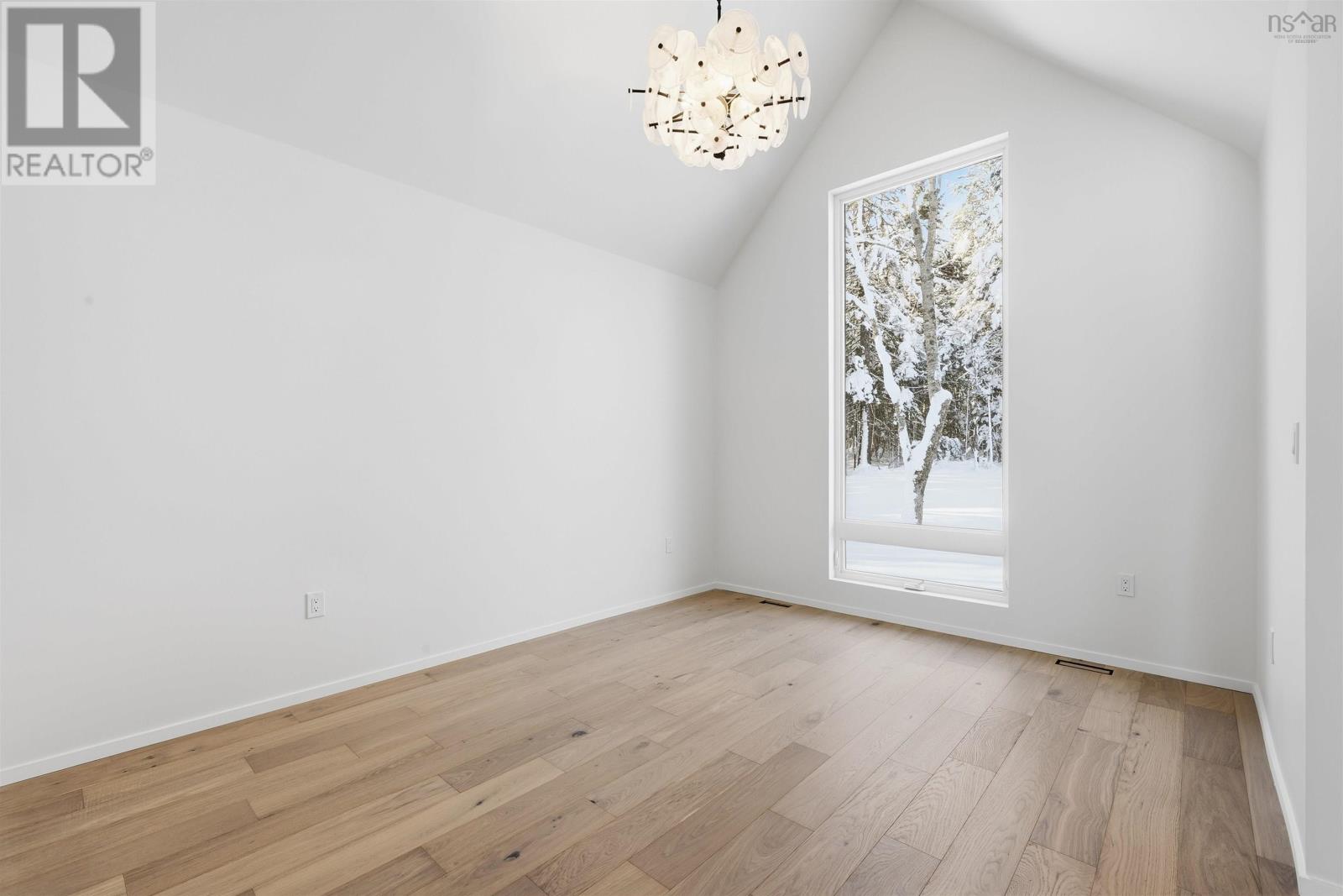 103 Canoe Crescent - 6