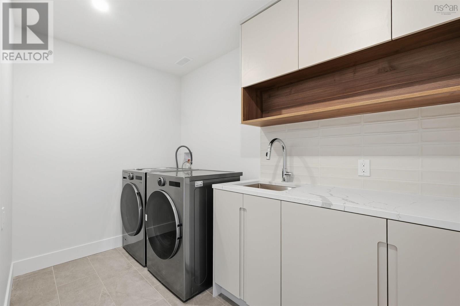 103 Canoe Crescent - 26