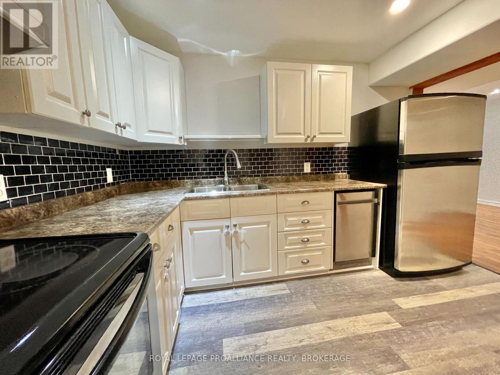 271 CHELSEA ROAD - 20