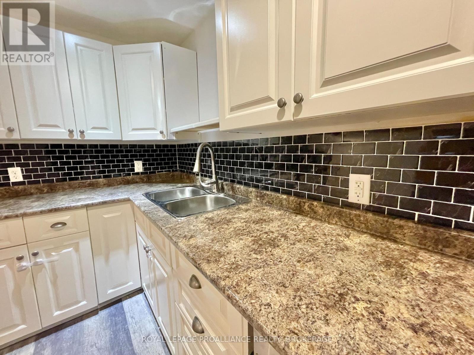 271 CHELSEA ROAD - 21