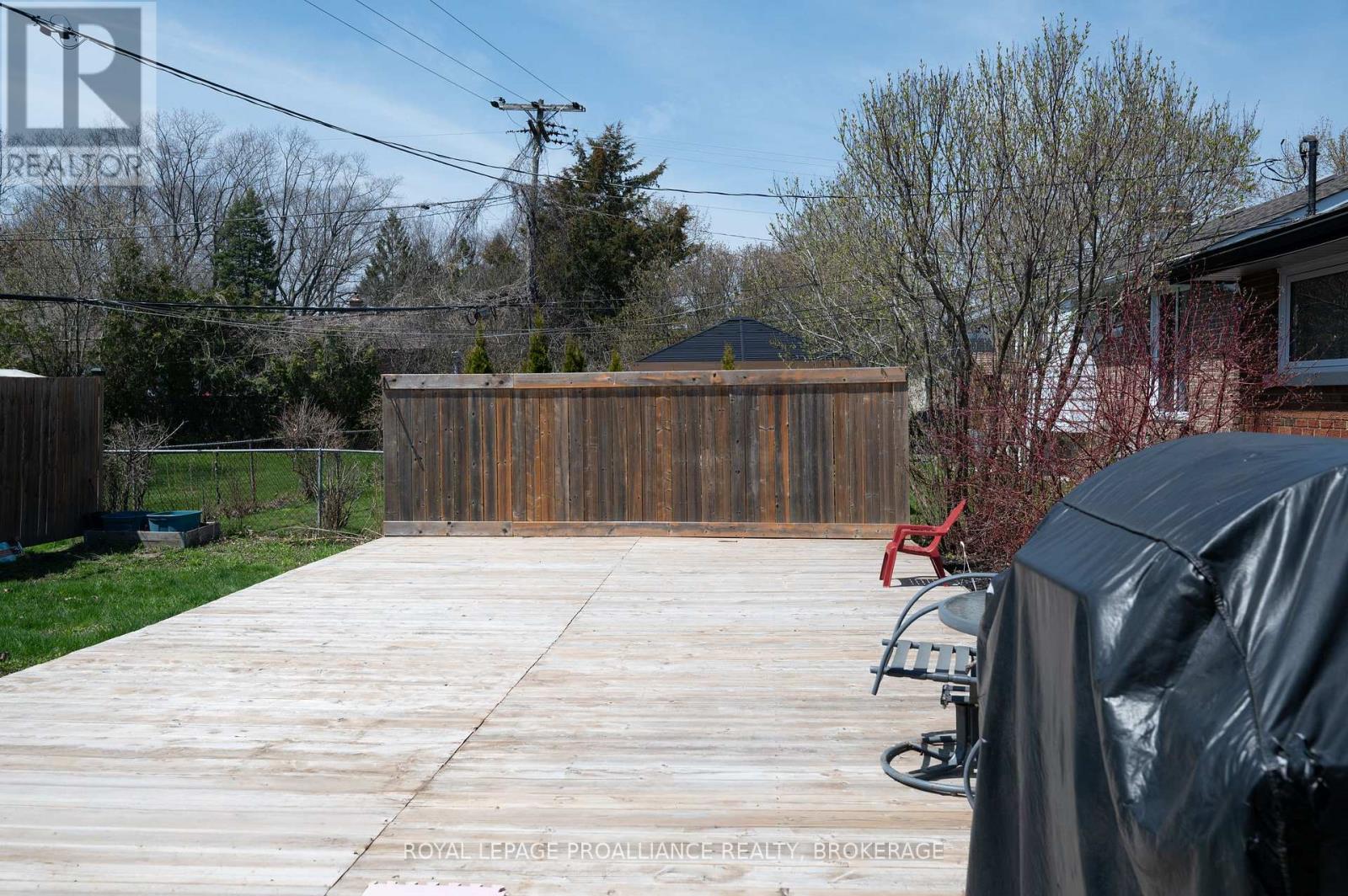271 CHELSEA ROAD - 27