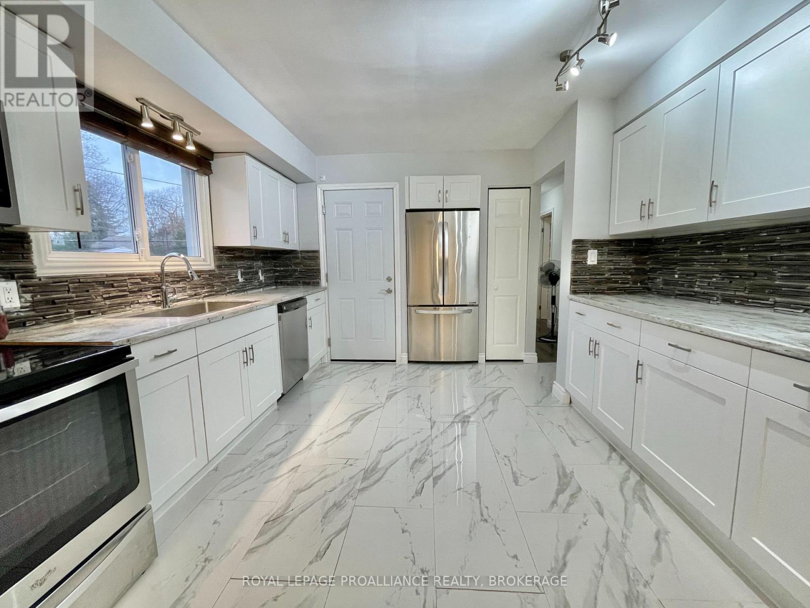 271 CHELSEA ROAD - 6
