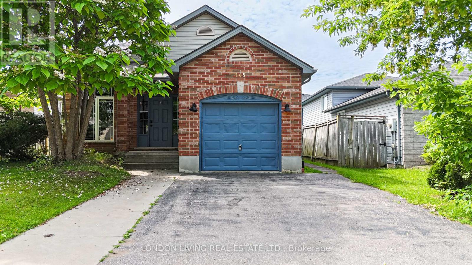 165 THURMAN CIRCLE - 2