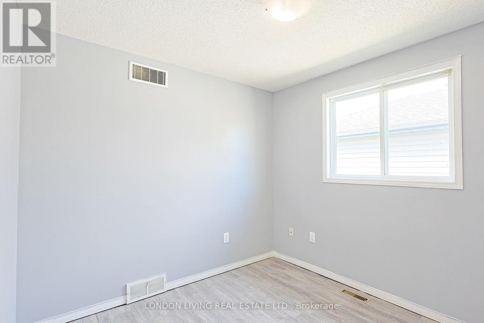 165 THURMAN CIRCLE - 8