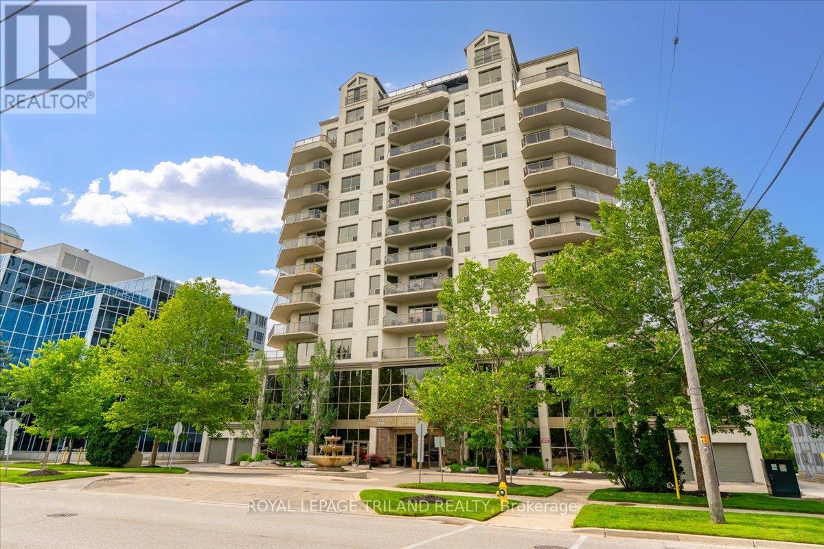 #908 250 PALL MALL STREET - 2
