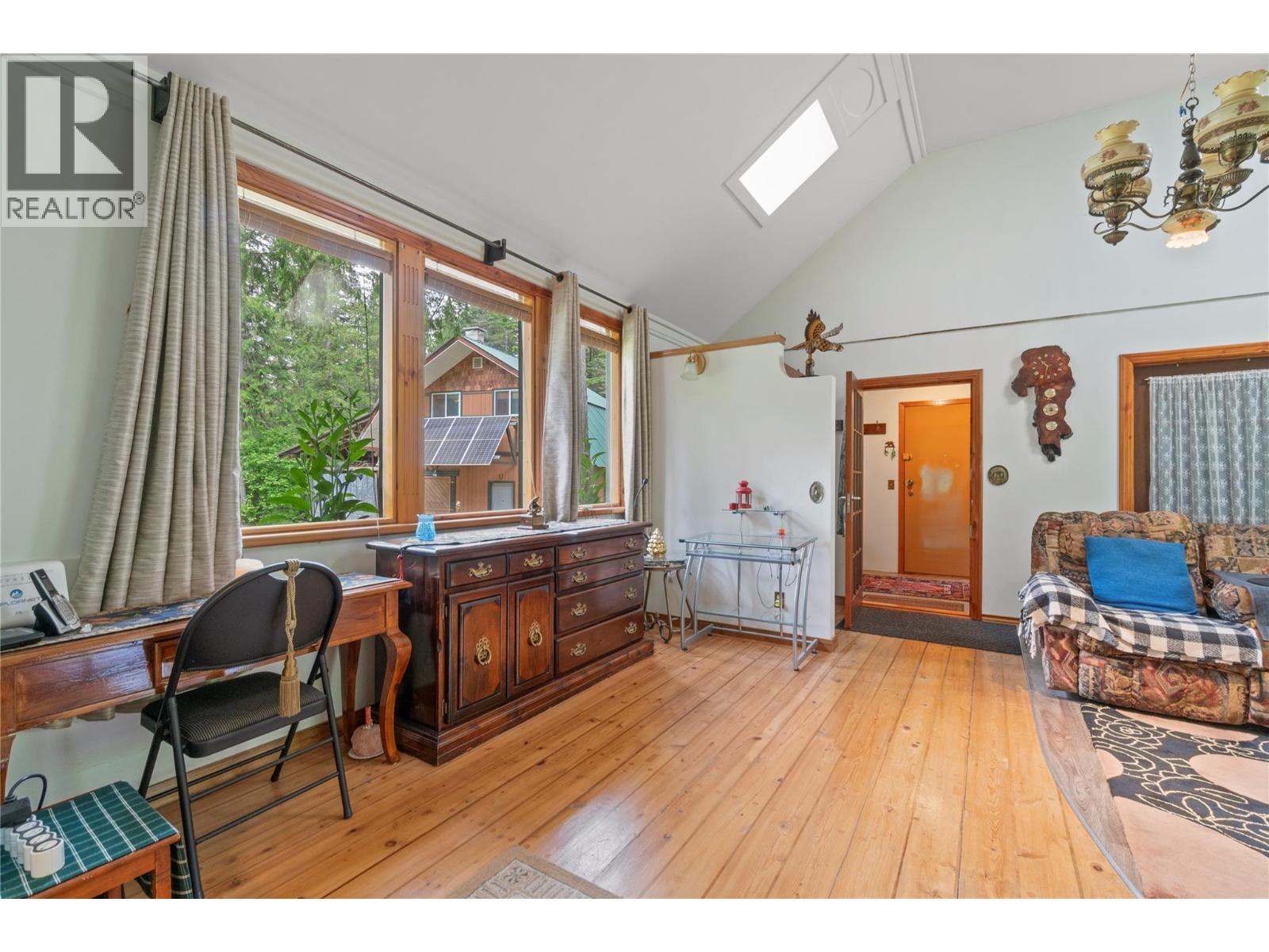 1598 Quast Road - Image 15