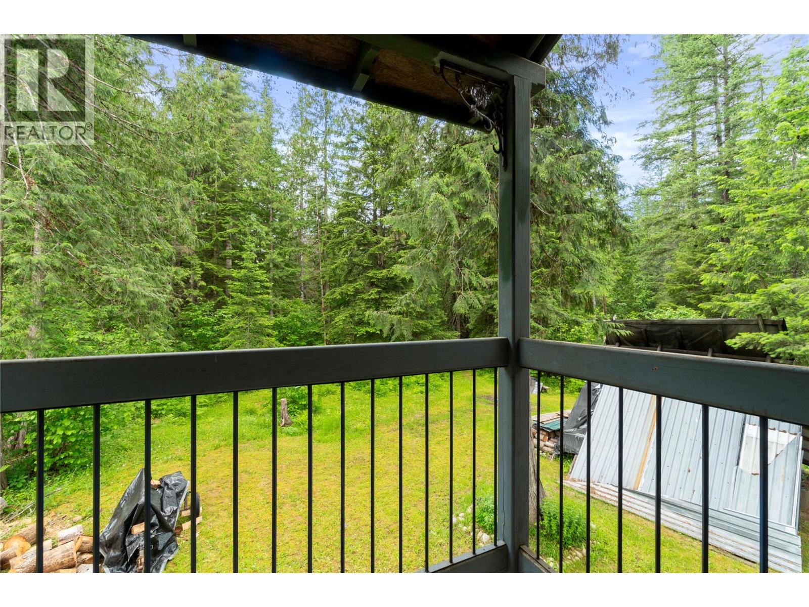 1598 Quast Road - 32