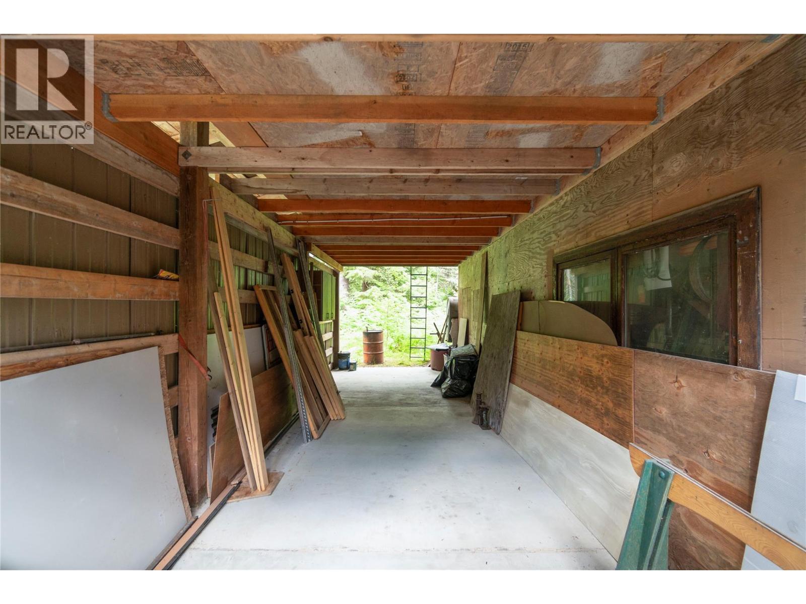 1598 Quast Road - 58