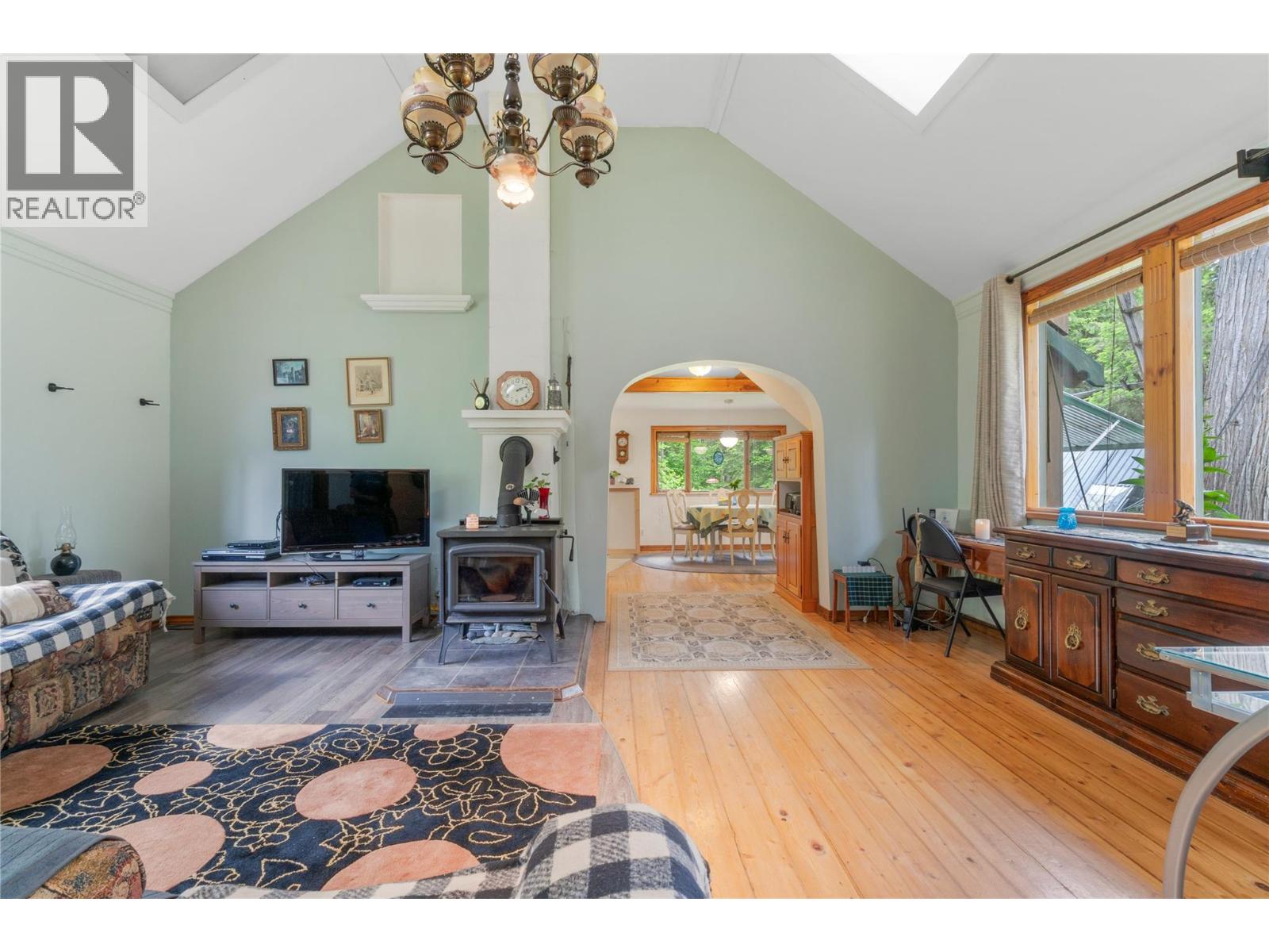 1598 Quast Road - Image 19