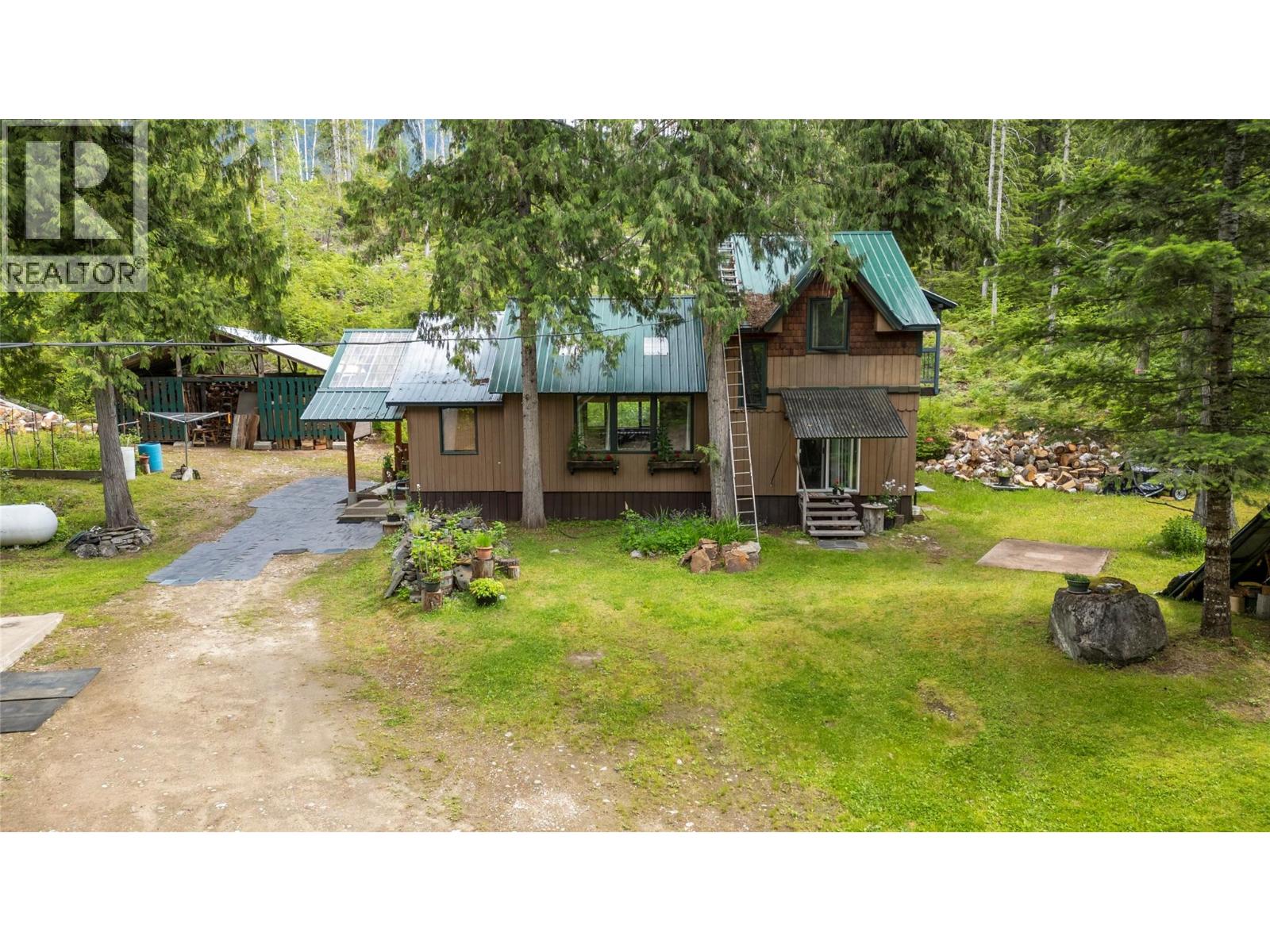 1598 Quast Road - 2