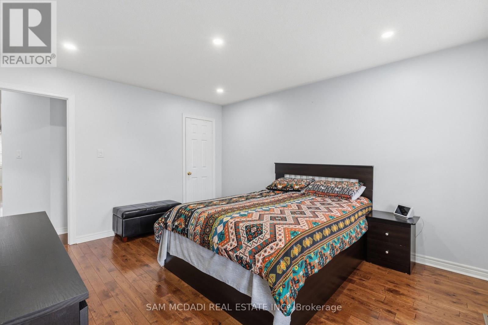 5604 DOCTOR PEDDLE CRESCENT - 25