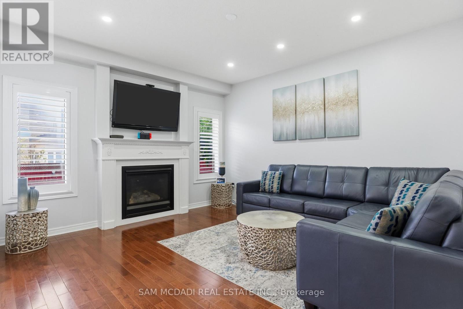 5604 DOCTOR PEDDLE CRESCENT - 6