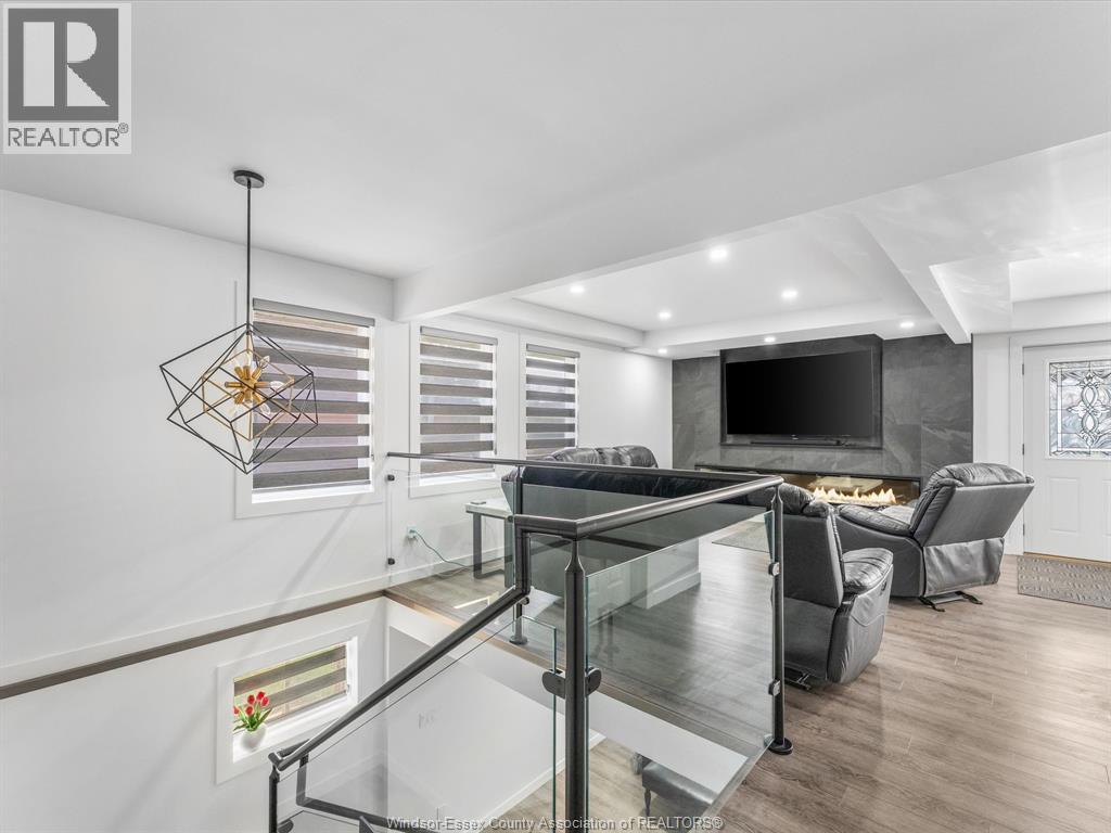 840 ROSSINI BOULEVARD - 22