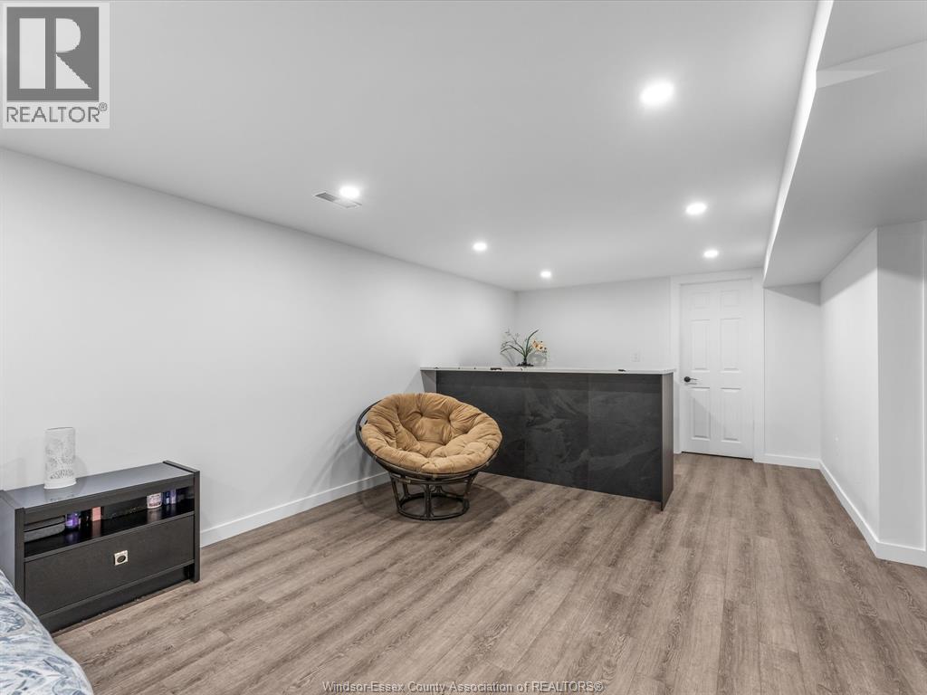 840 ROSSINI BOULEVARD - 27