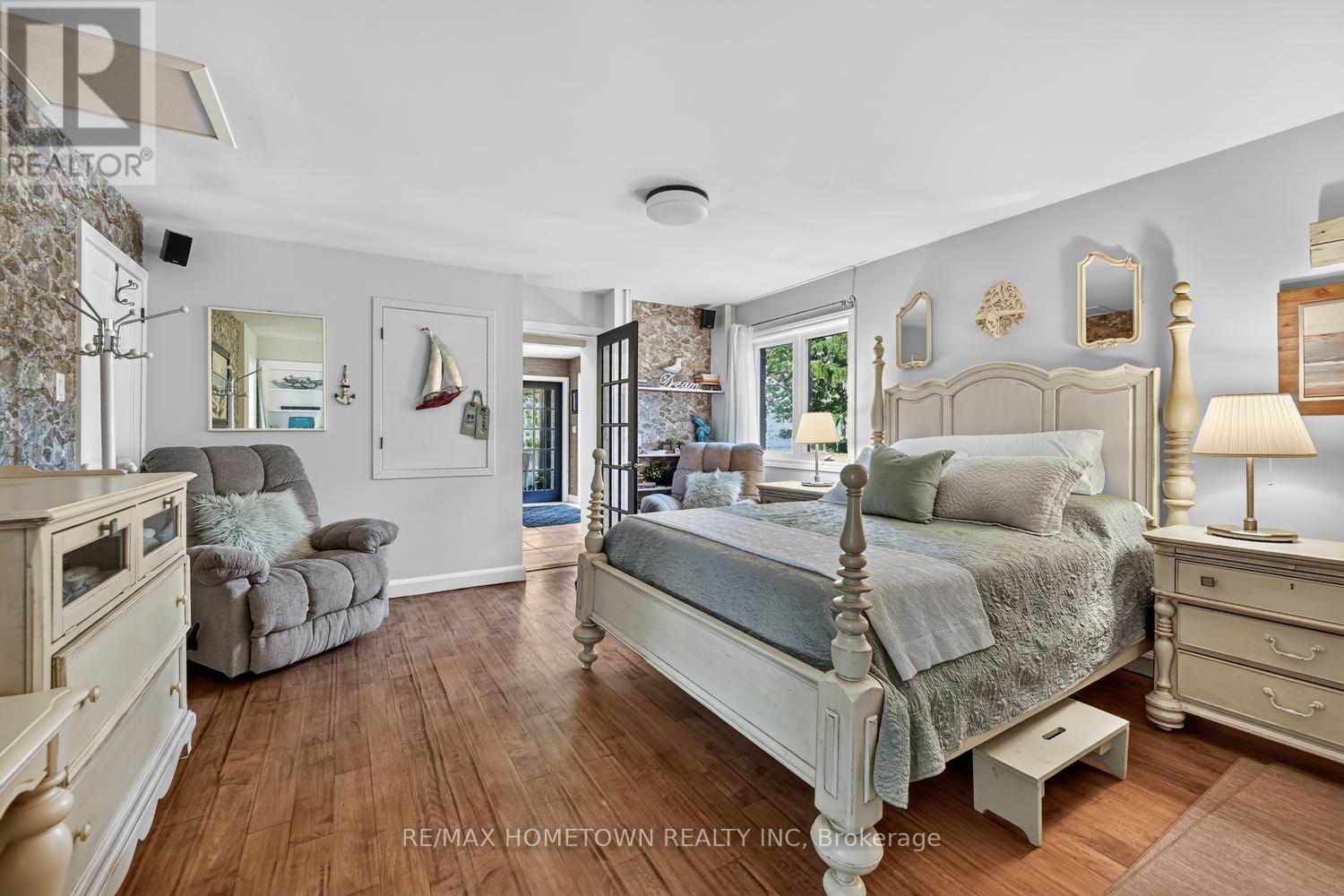 23 PINEVIEW ROAD - 10