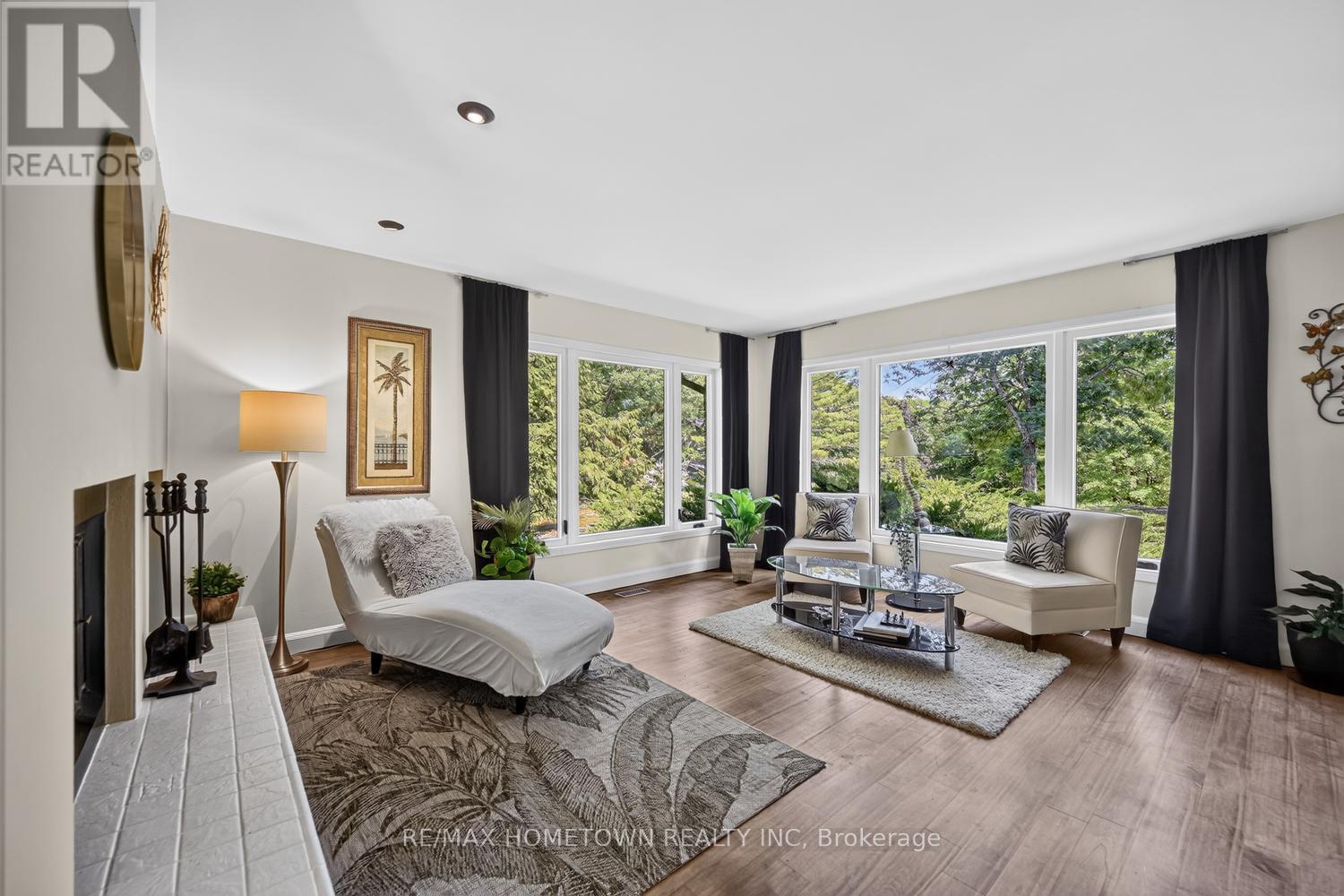 23 PINEVIEW ROAD - 14