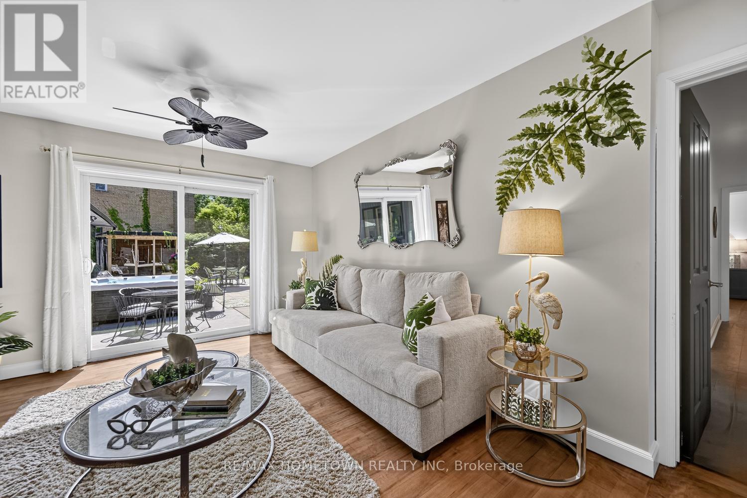 23 PINEVIEW ROAD - 15