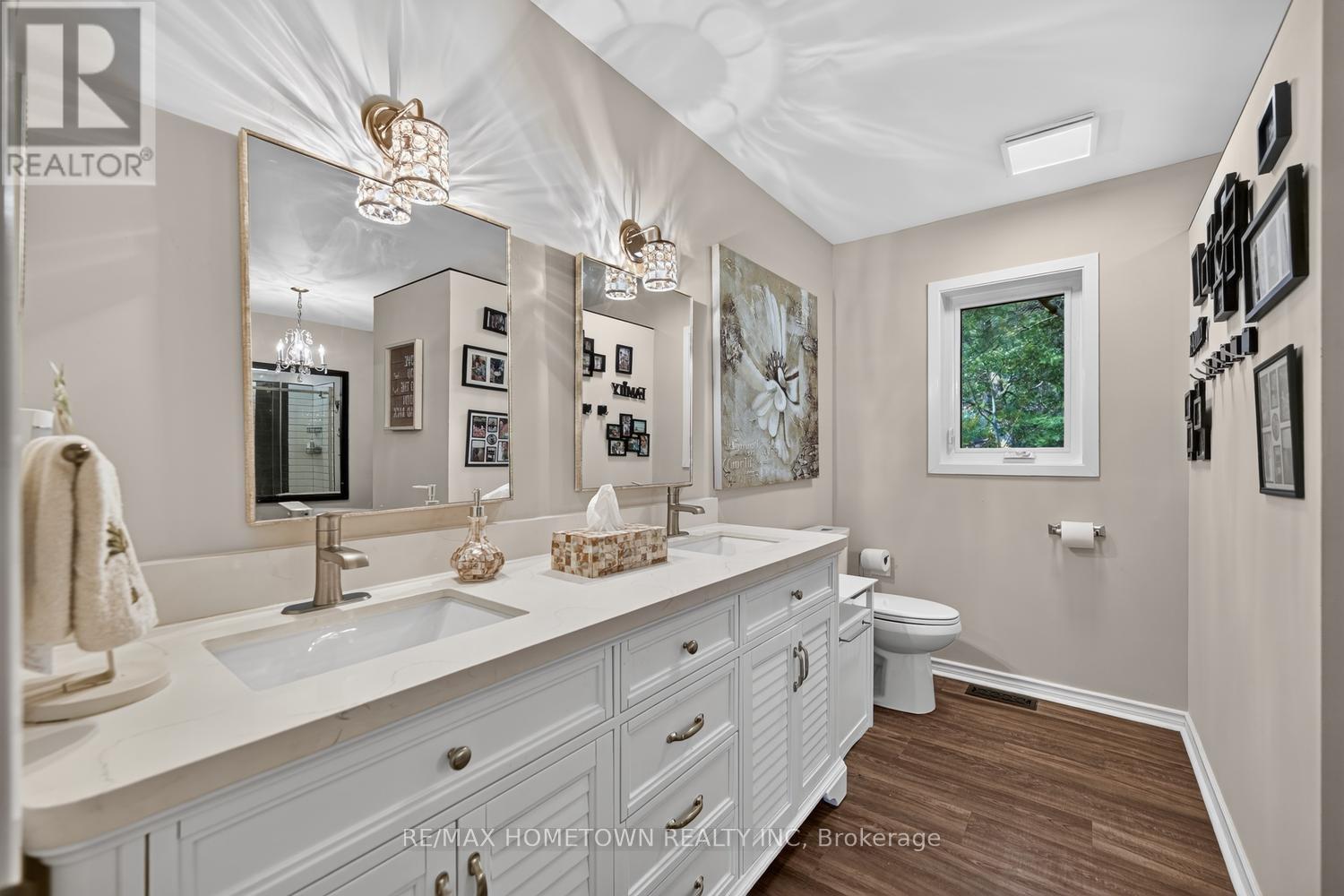 23 PINEVIEW ROAD - 18