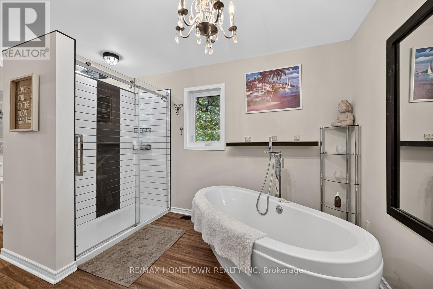 23 PINEVIEW ROAD - 19