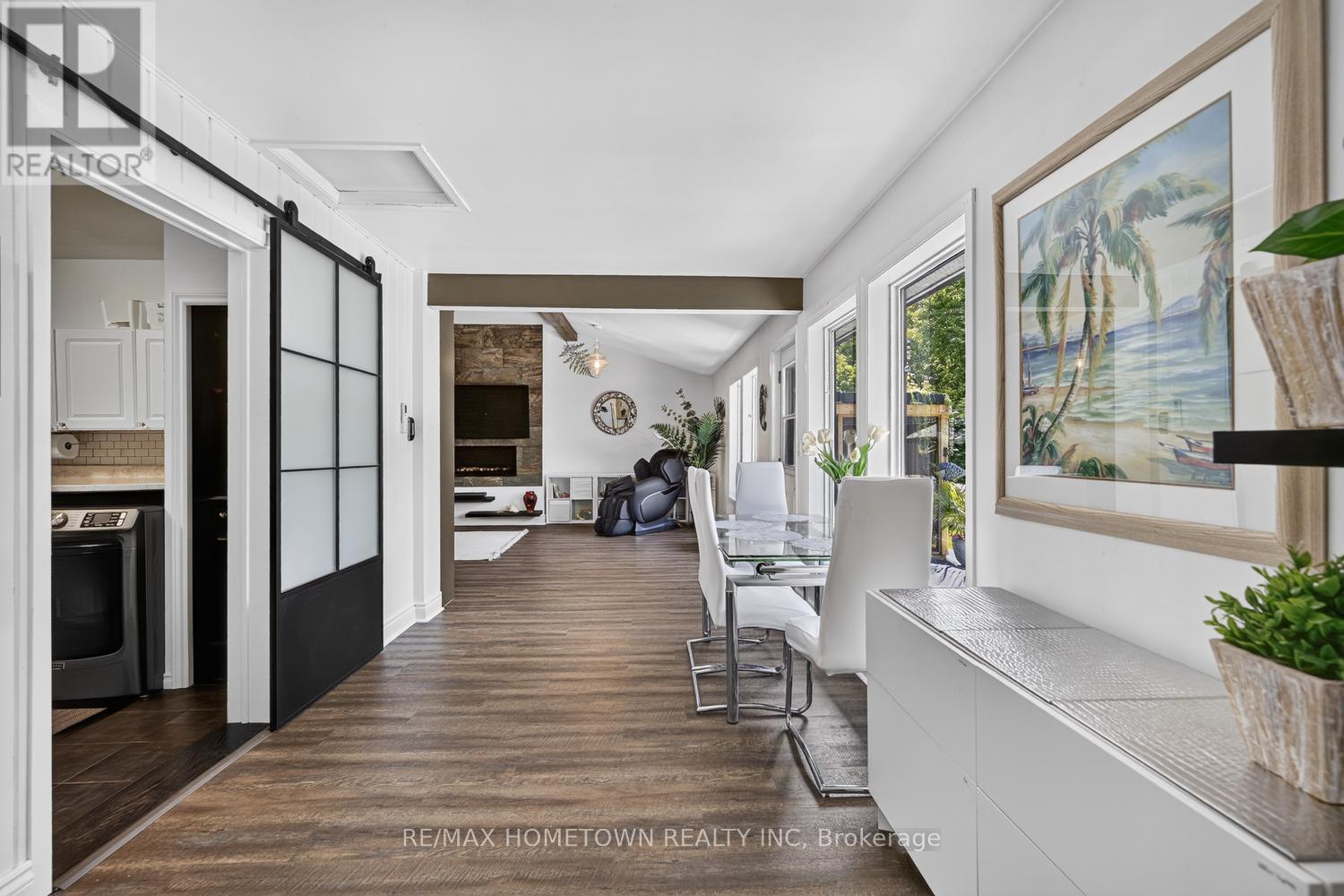 23 PINEVIEW ROAD - 34